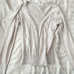 Beige fitted cardigan